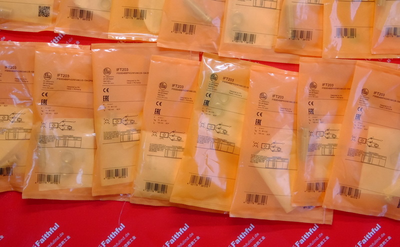 Ifm IFT203 易福门电感式接近开关 IFB3004BBPKG/V4A/US-104