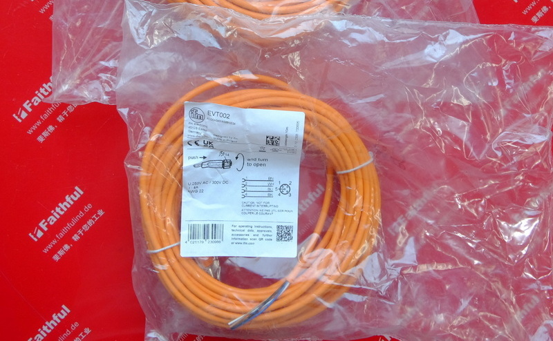 Ifm EVT002 易福门带插座连接电缆 ADOGH040VAS0010E04 M12 4芯 10米